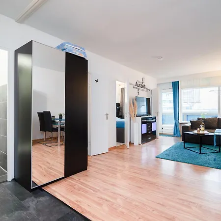 Panoramic App A02-9 Schick-lounge