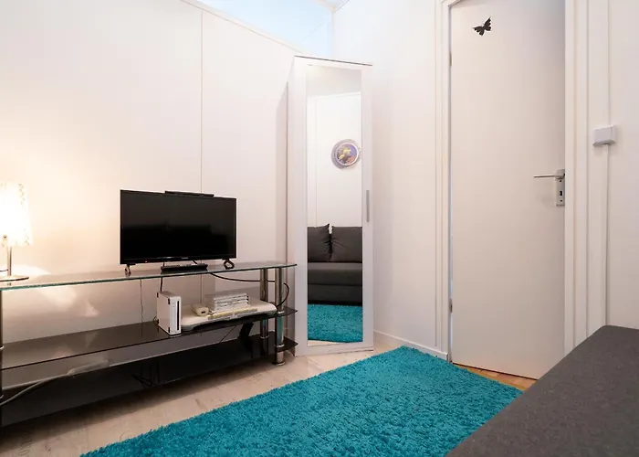 Panoramic App A02-9 Schick-lounge