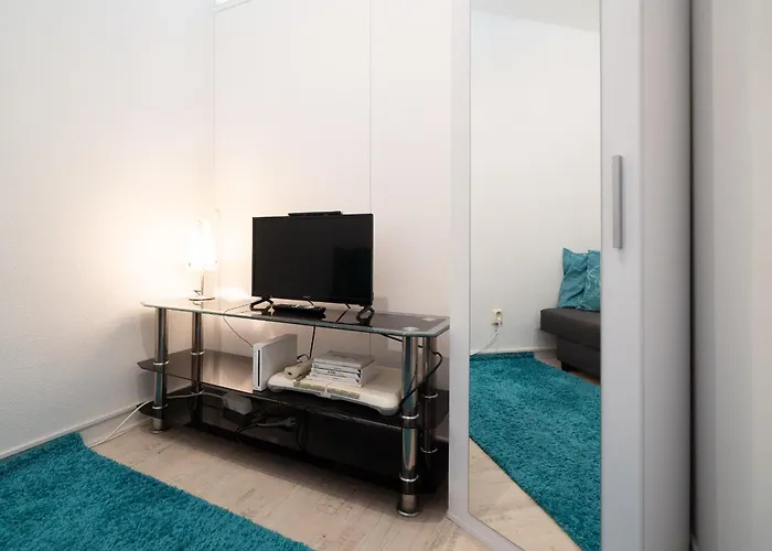 Panoramic App A02-9 Schick-lounge *